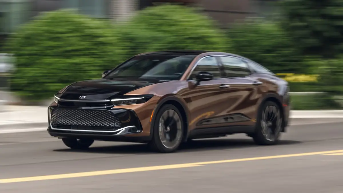 Toyota Crown 2026 Debuts